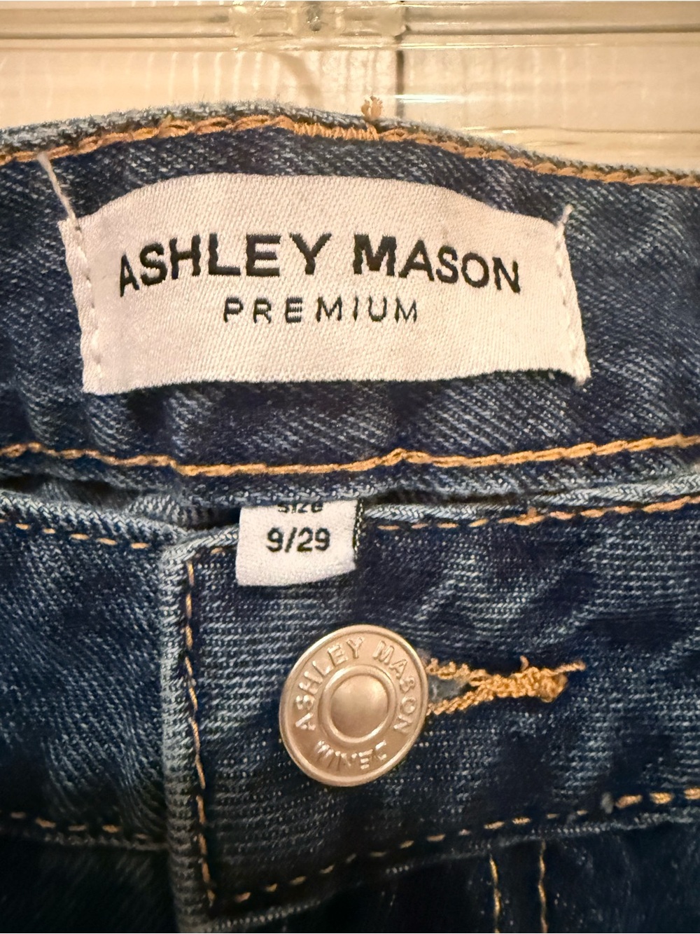 Ashley Mason Dark Blue Straight-Leg Jeans with Frayed Star Appliqués - Picture 2 of 11